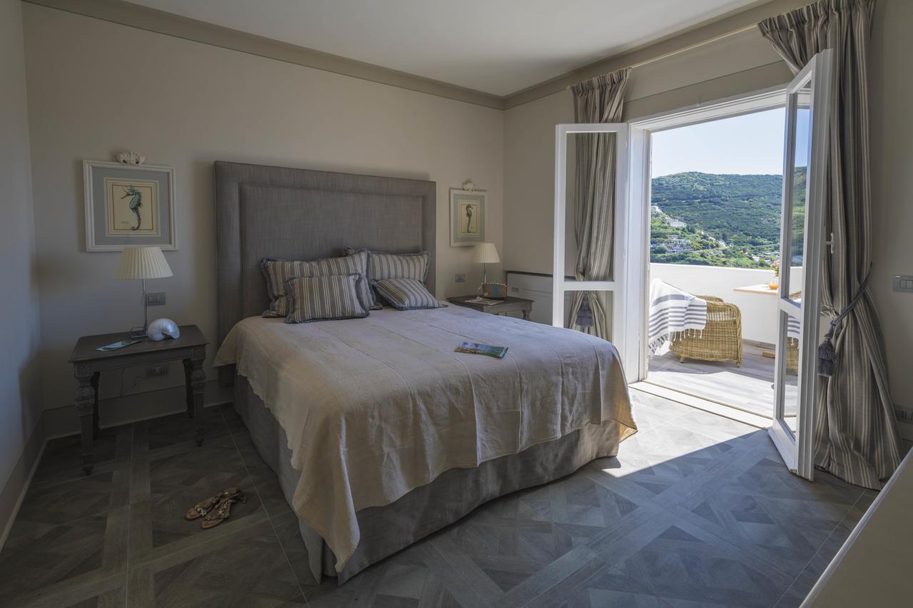 Maridea Casa Vacanza- Le Alcove sul Mare Suites Ponza Exterior foto