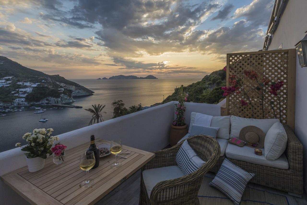 Maridea Casa Vacanza- Le Alcove sul Mare Suites Ponza Exterior foto